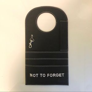 Doorknob Holder/Sign 🚪